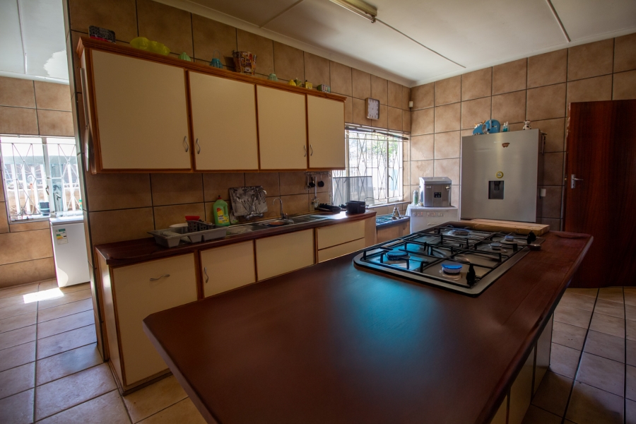 4 Bedroom Property for Sale in Upington Rural Northern Cape